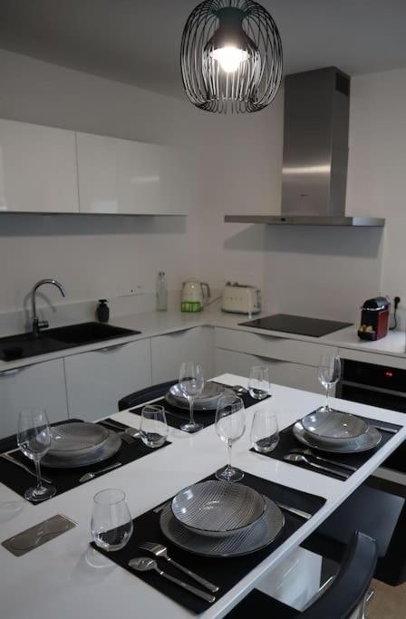 Superbe Duplex En Hypercentre Ville Амиен Екстериор снимка